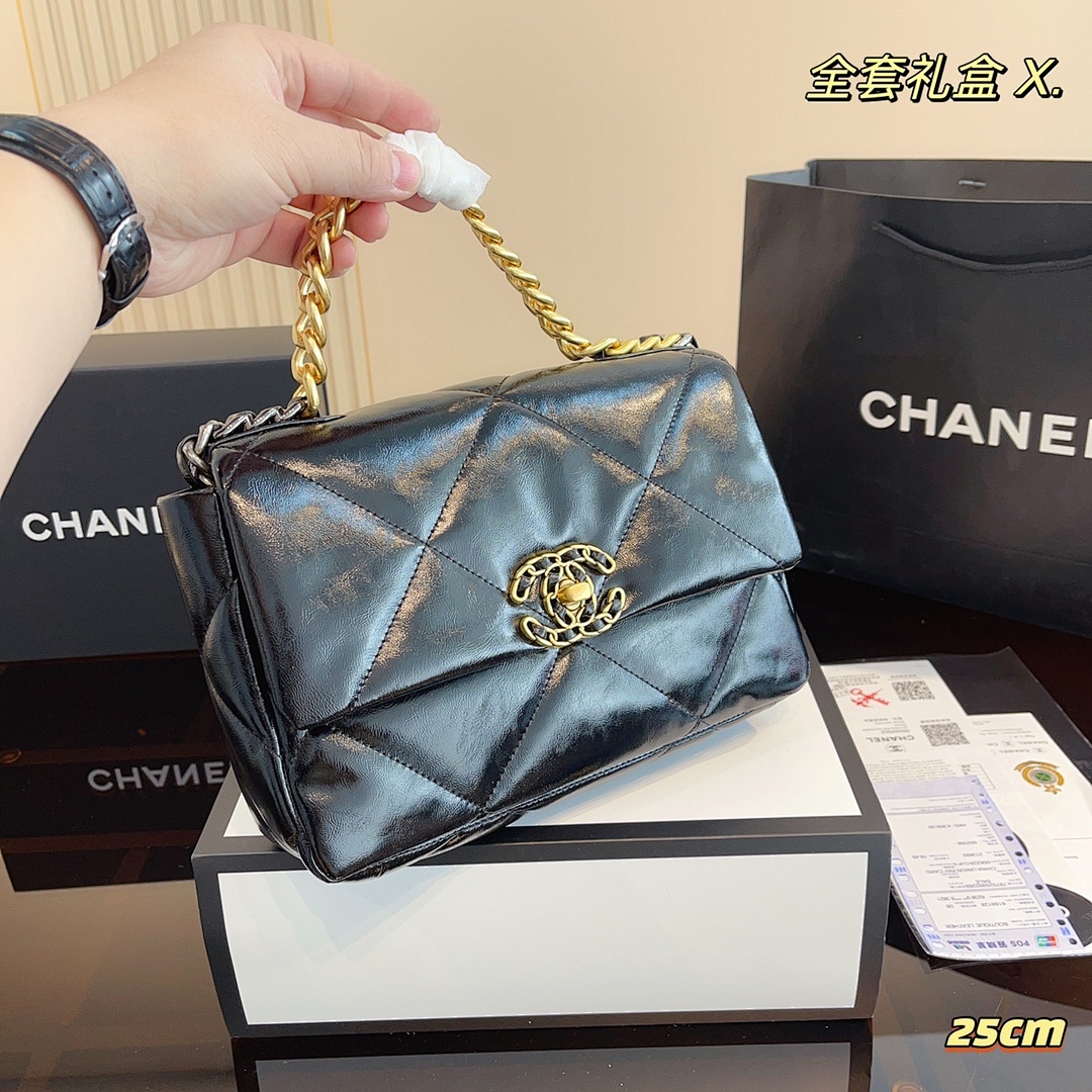 Chanel 19 Flap Bag · 5103 — תמונה 9
