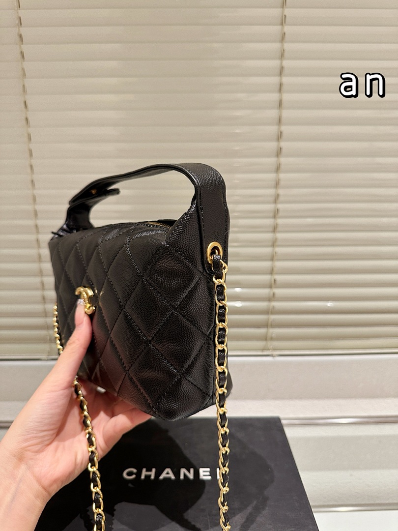 Chanel Caviar Quilted Hobo Clutch With · 5545 — תמונה 5