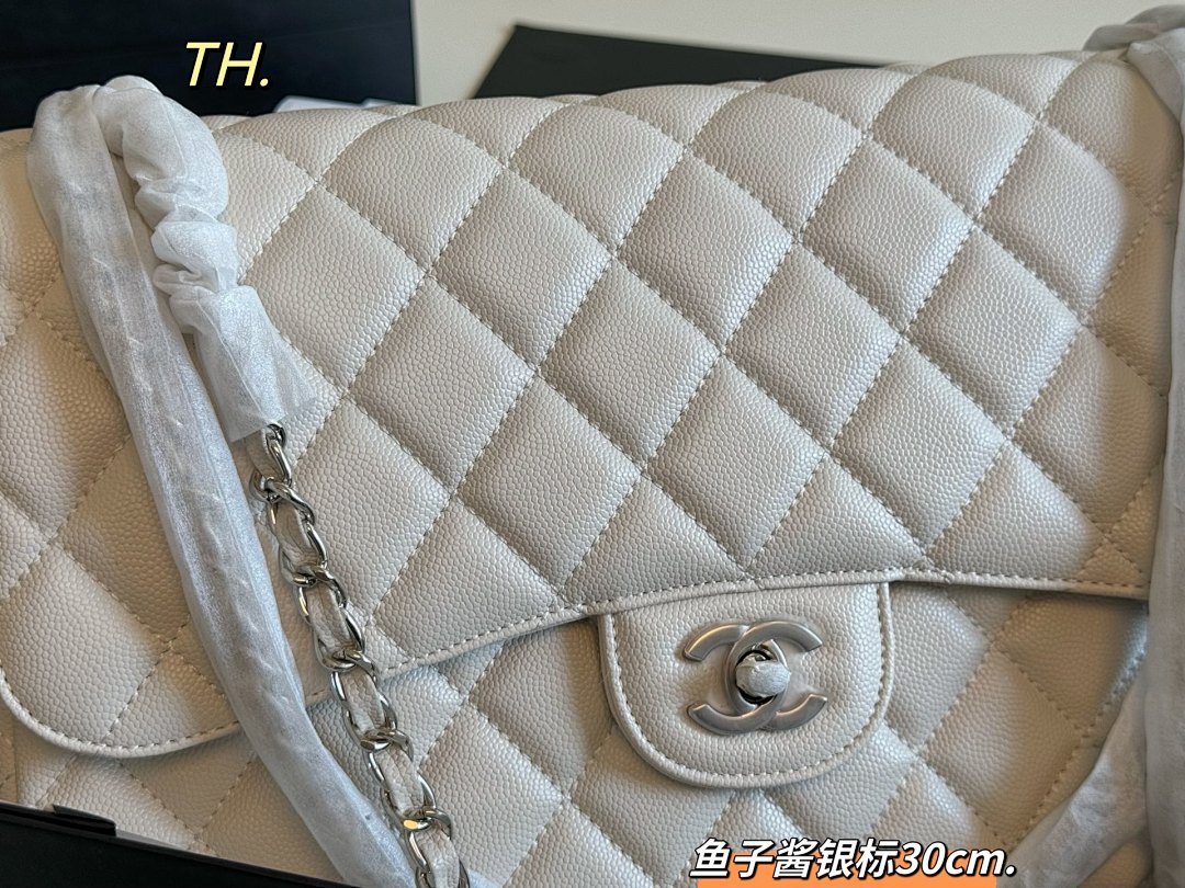 Chanel Classic Caviar Jumbo Double Flap · 5667 — תמונה 18