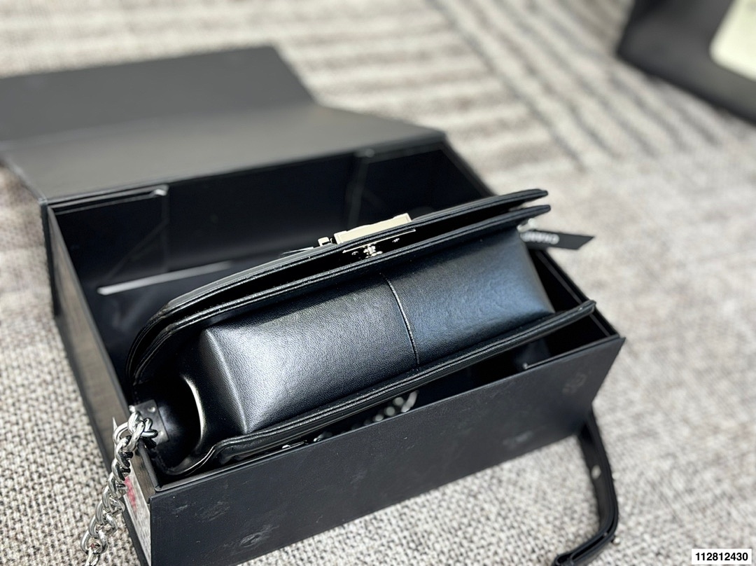 Chanel Boy Bag · 5898 — תמונה 15