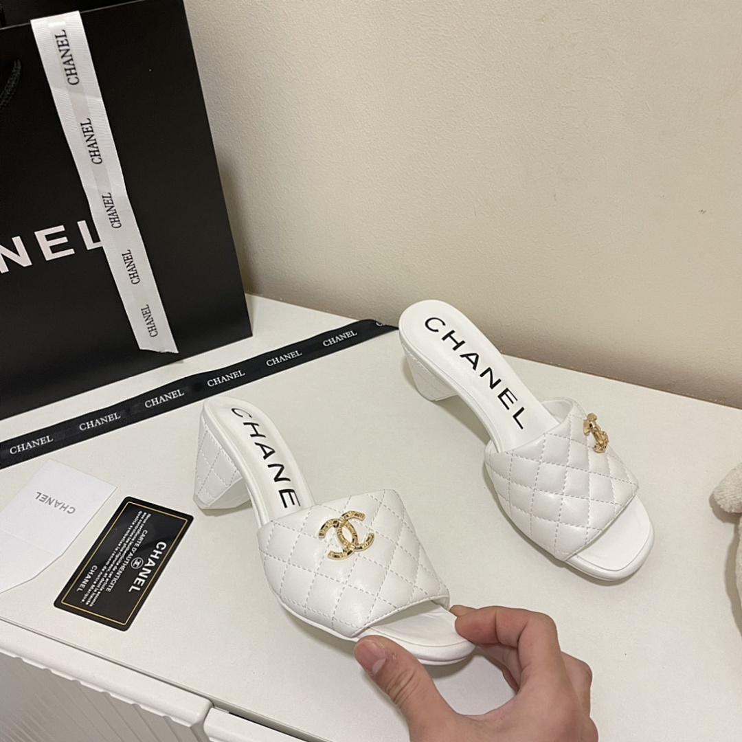 Chanel Quilted CC Mules · 5192 — תמונה 7