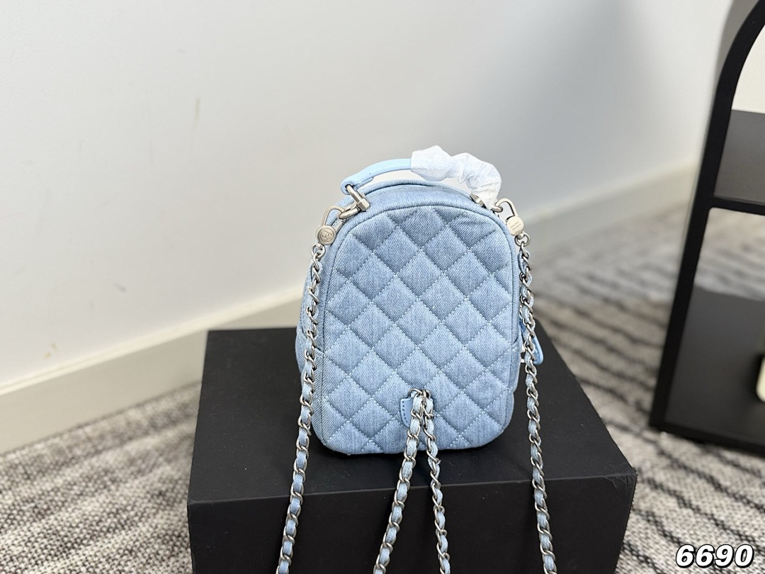 Chanel Mini Backpack · 5669 — תמונה 13
