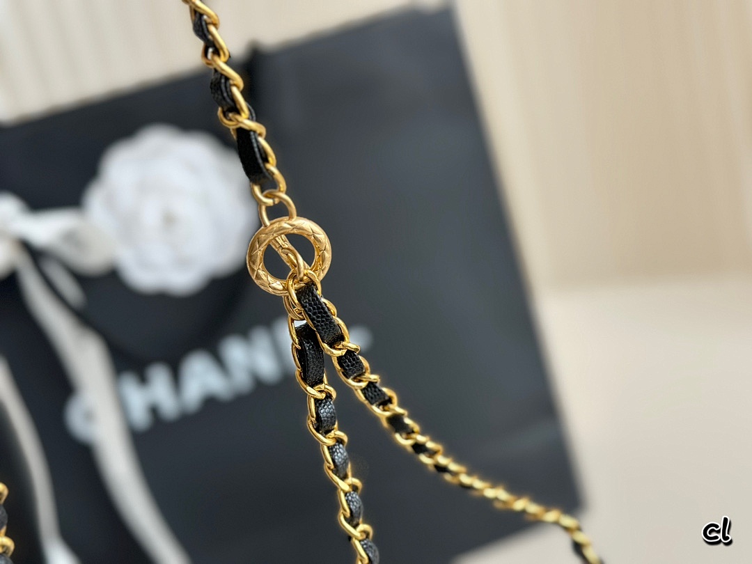 Chanel — תיק כתף · 4950 — תמונה 4
