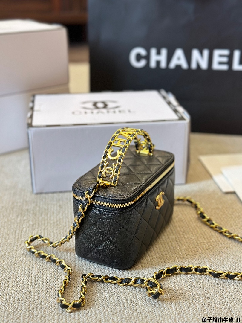 Chanel Vanity Case With Chain · 4715 — תמונה 5