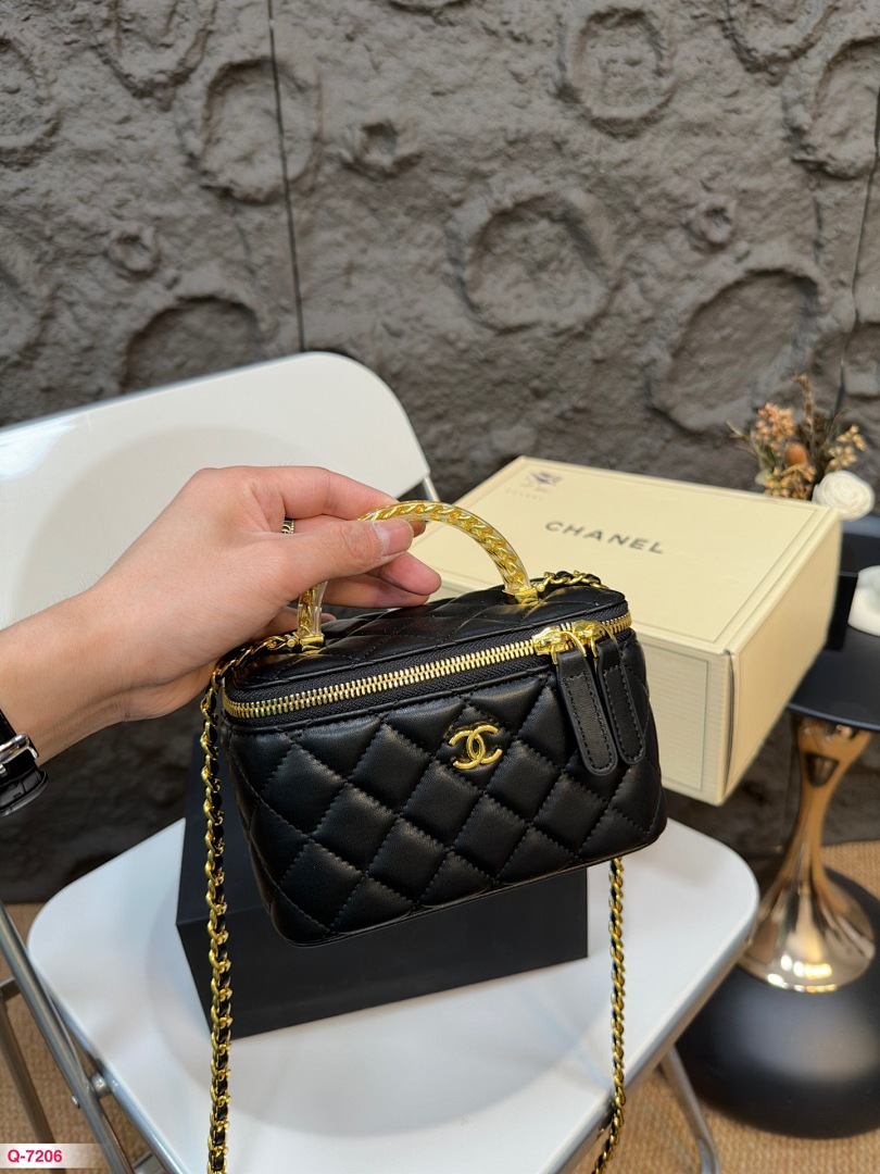 Chanel Vanity Case · 4777 — תמונה 12