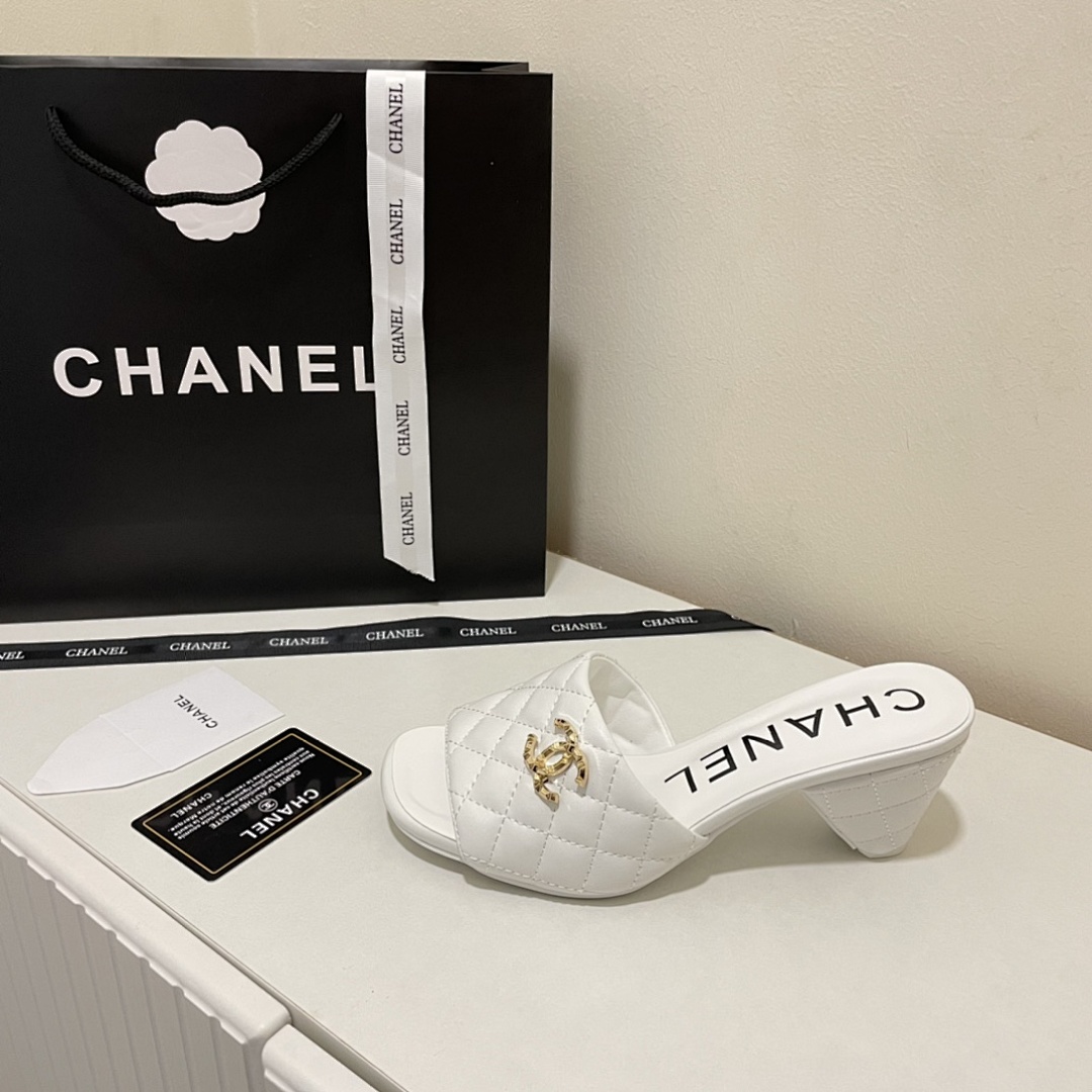 Chanel Quilted CC Mules · 5192 — תמונה 8