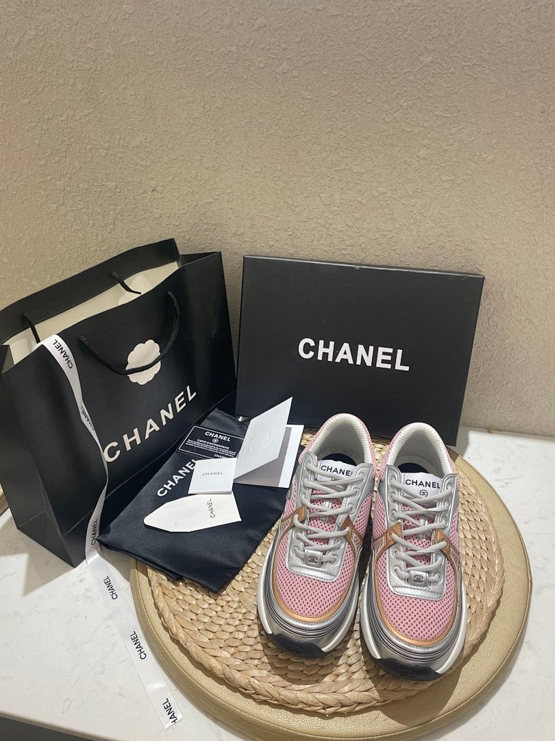 Chanel CC Logo Sneaker · 5087 — תמונה 22