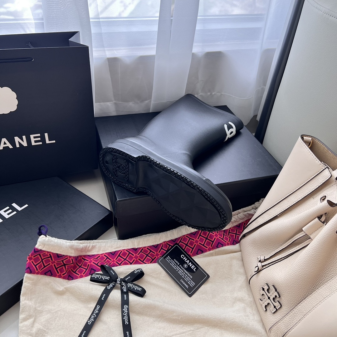 Chanel Caoutchouc CC High Boots · 5146 — תמונה 11