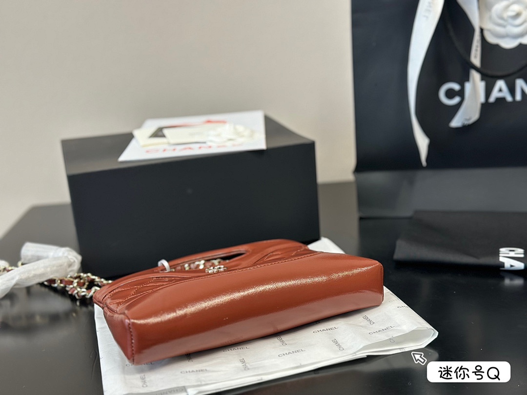 Chanel Nano 31 Shopping Bag · 5104 — תמונה 10