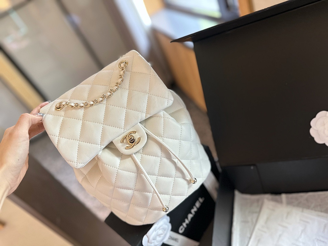 Chanel Urban Spirit Backpack · 4853 — תמונה 2