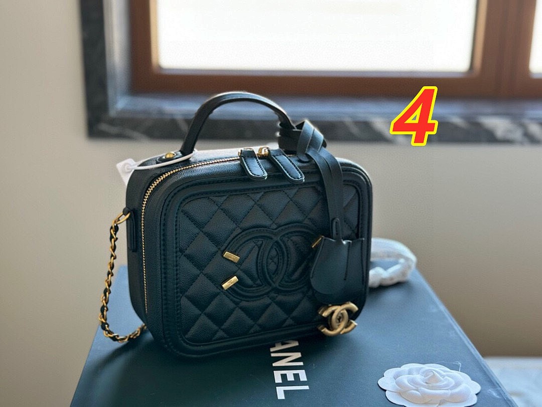 Chanel Filigree Vanity Case · 5158 — תמונה 9
