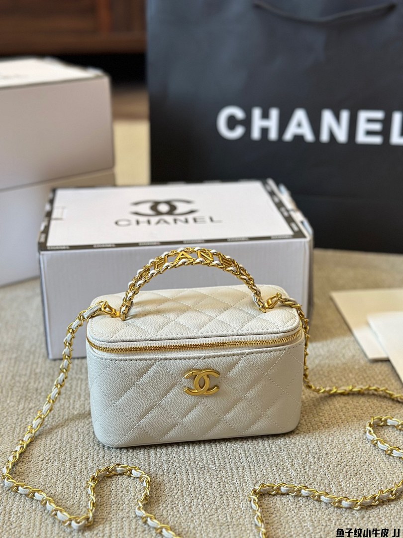 Chanel Vanity Case With Chain · 4715 — תמונה 8