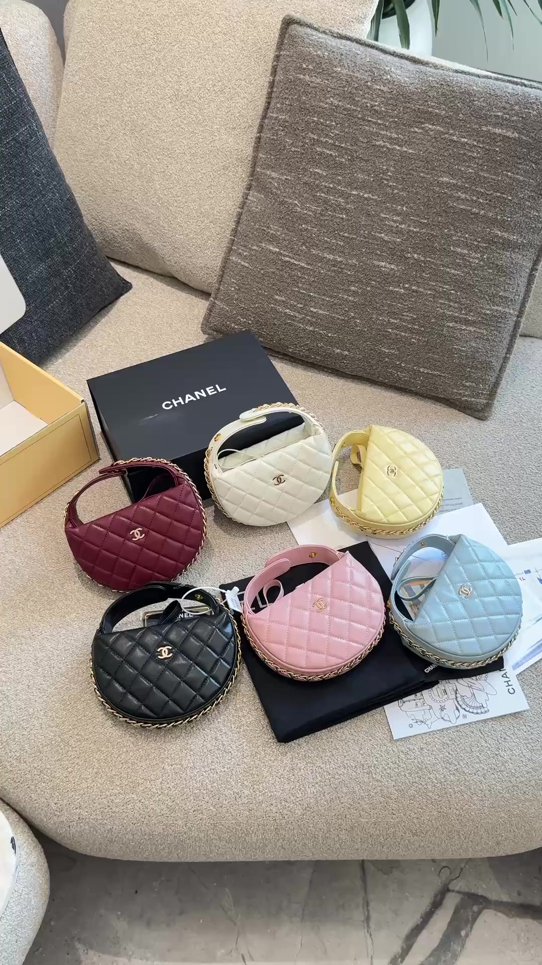 Chanel Chain Around · 6017 — תמונה 2