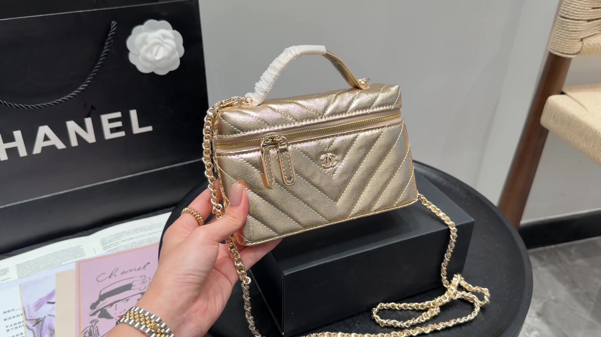 Chanel Vanity with Chain · 6442 — תמונה 2
