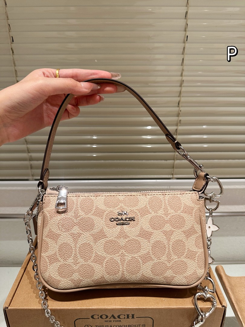 Coach Nolita 19 · 5765 — תמונה 12