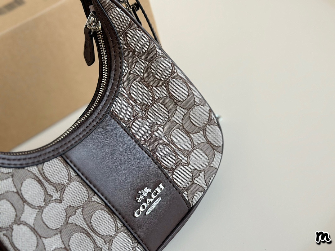 Coach Carmen Mini Crossbody · 4792 — תמונה 8