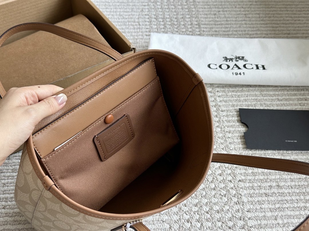 Coach City Tote · 5428 — תמונה 20
