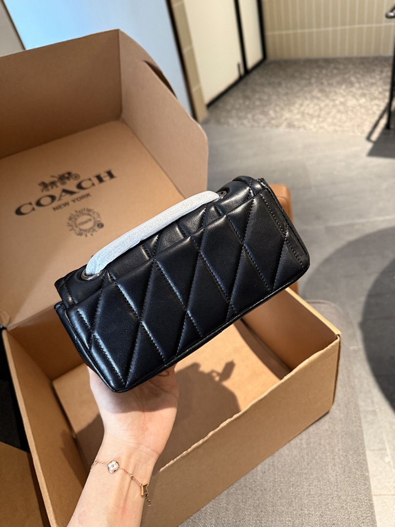 Coach Tabby Shoulder Bag 20 With · 5118 — תמונה 10