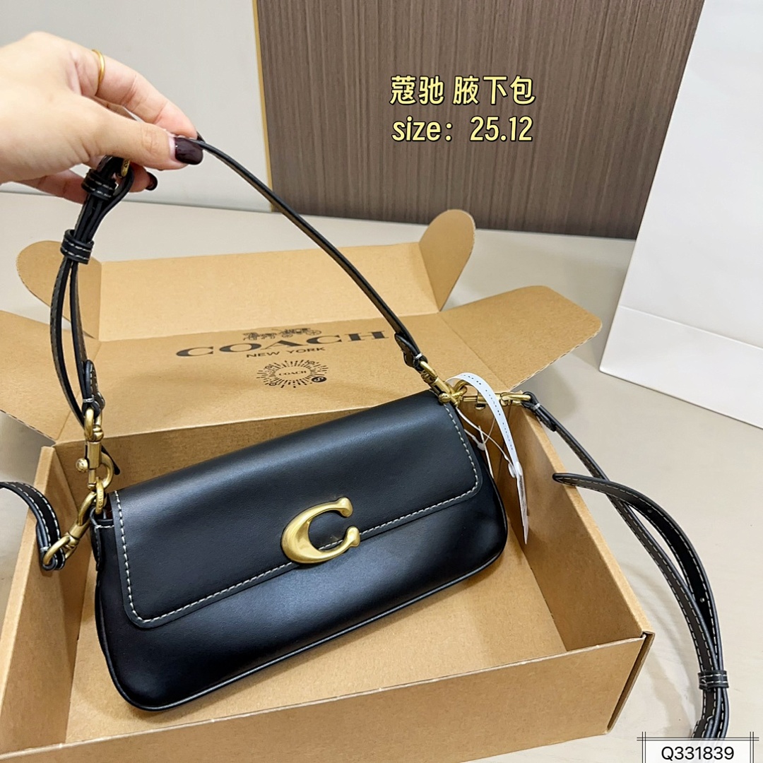 Coach Jet Shoulder Bag In Signature · 5763 — תמונה 19