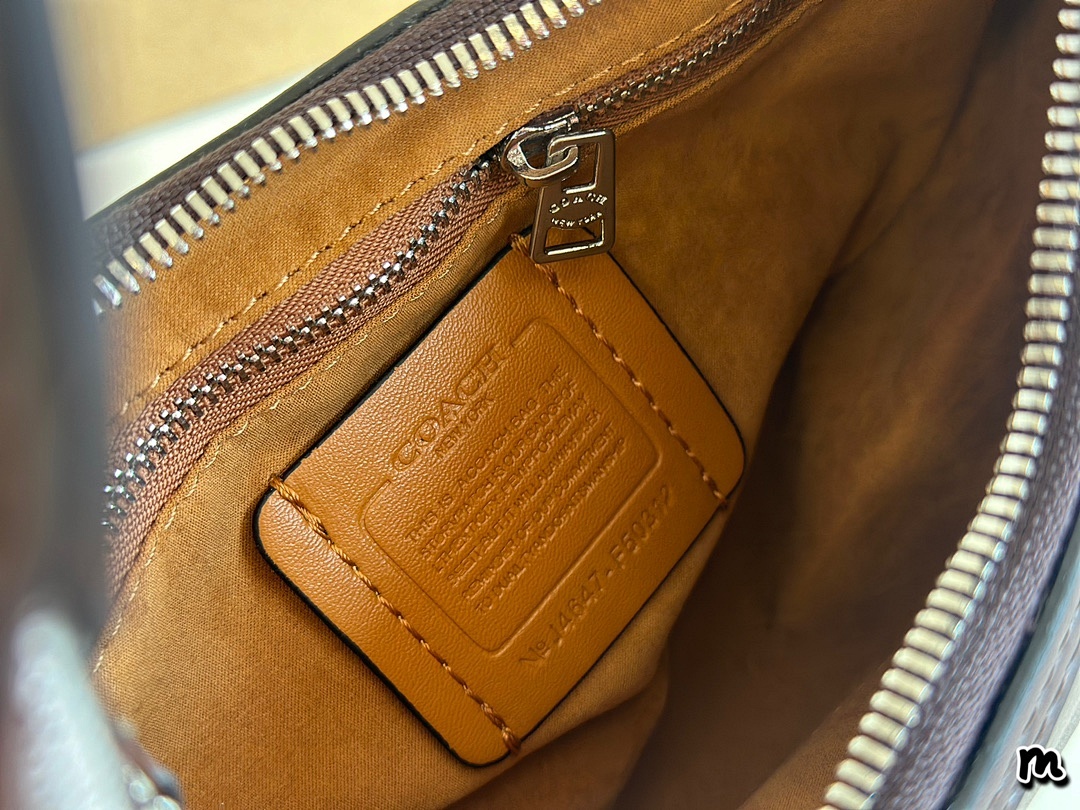 Coach Carmen Mini Crossbody · 4792 — תמונה 6
