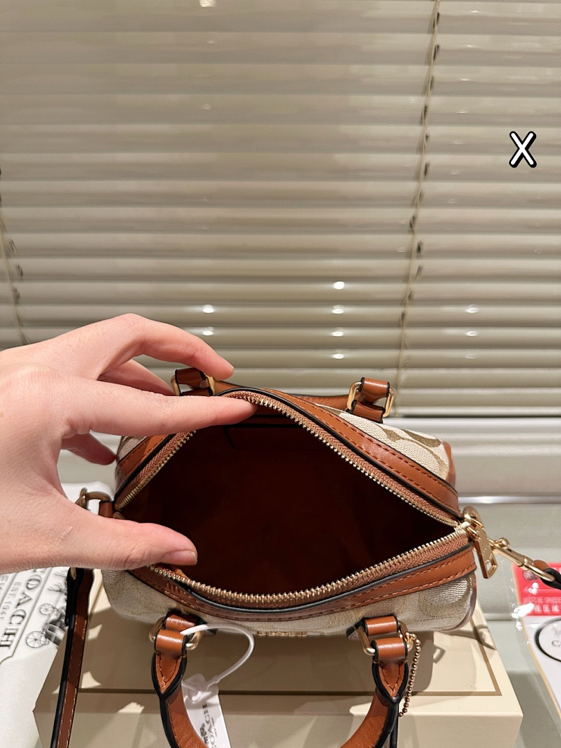 Coach Rowan Satchel · 6012 — תמונה 2