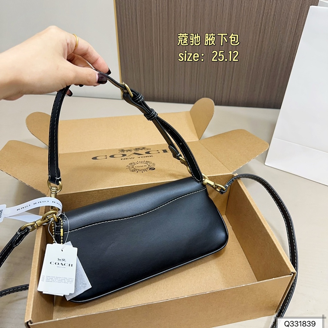 Coach Jet Shoulder Bag In Signature · 5763 — תמונה 15