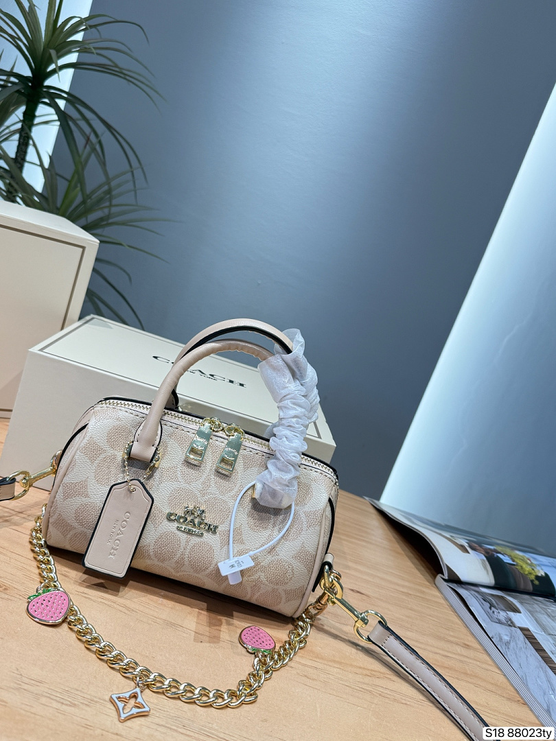 Coach Mini Rowan · 6389 — תמונה 17