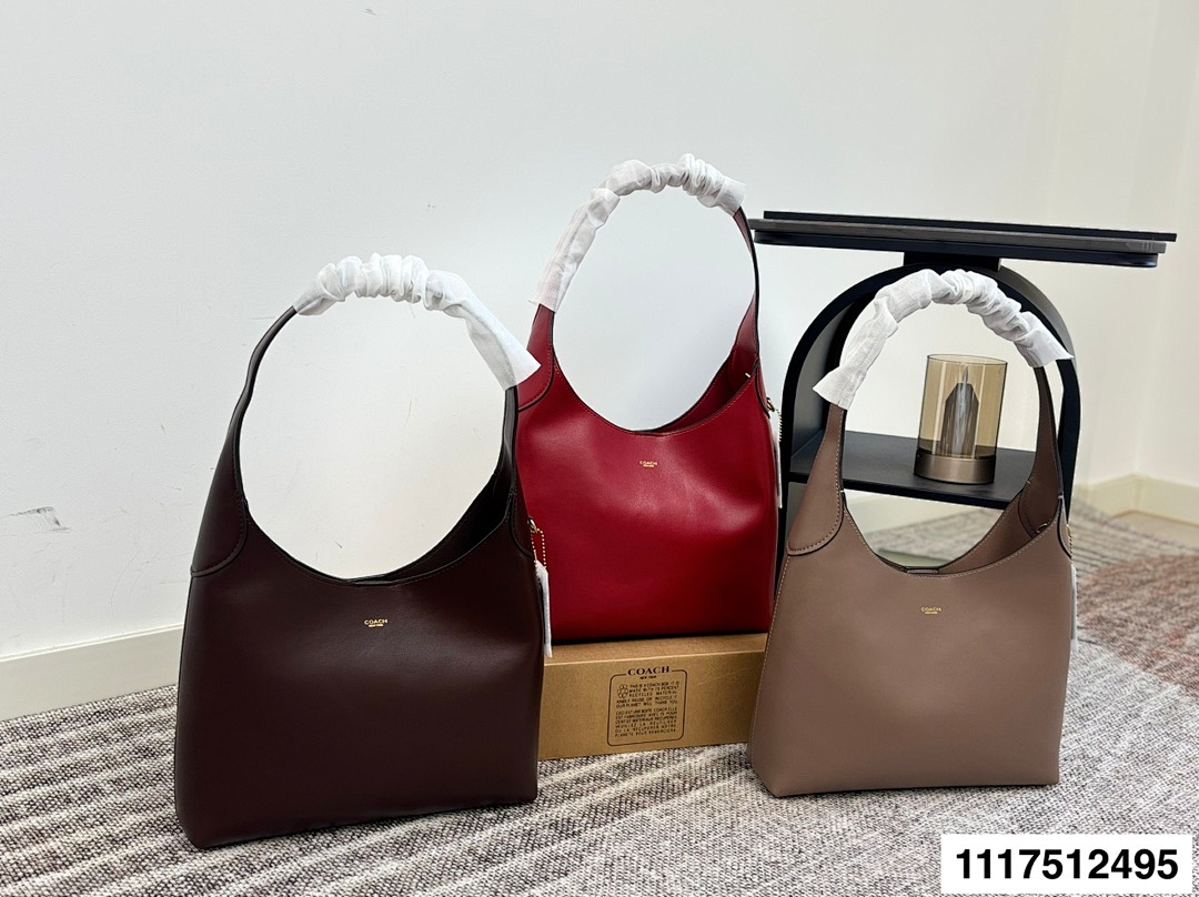 Coach Brooklyn Shoulder Bag · 5764 — תמונה 13