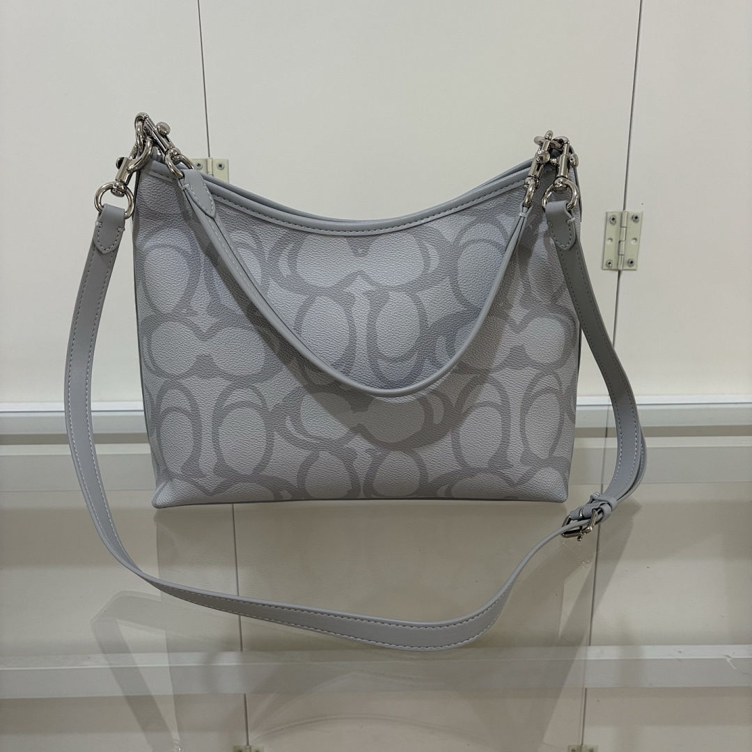 Coach Laurel Shoulder Bag · 5529 — תמונה 8