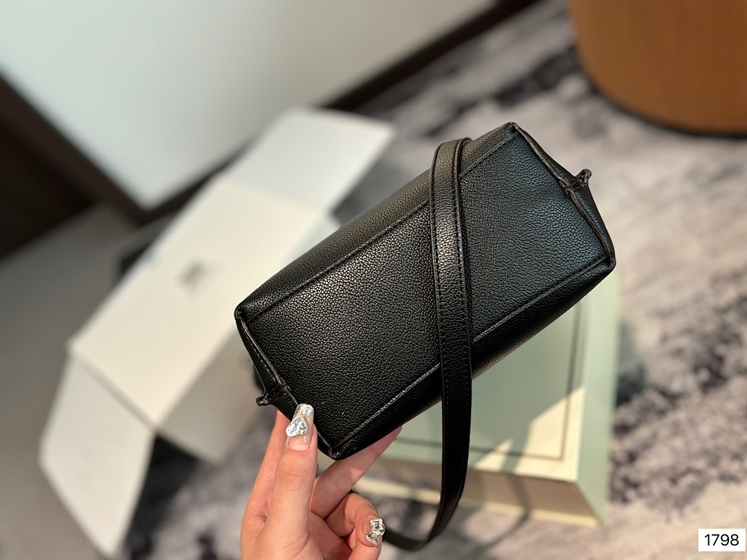 Coach Mollie Bucket Bag · 4927 — תמונה 14