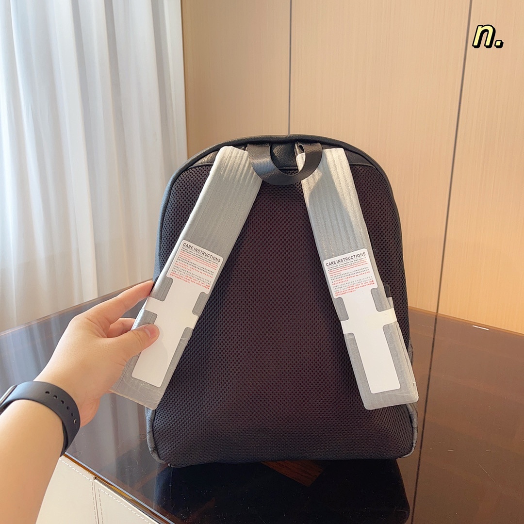 Coach West Backpack In Signature Canvas · 4871 — תמונה 11