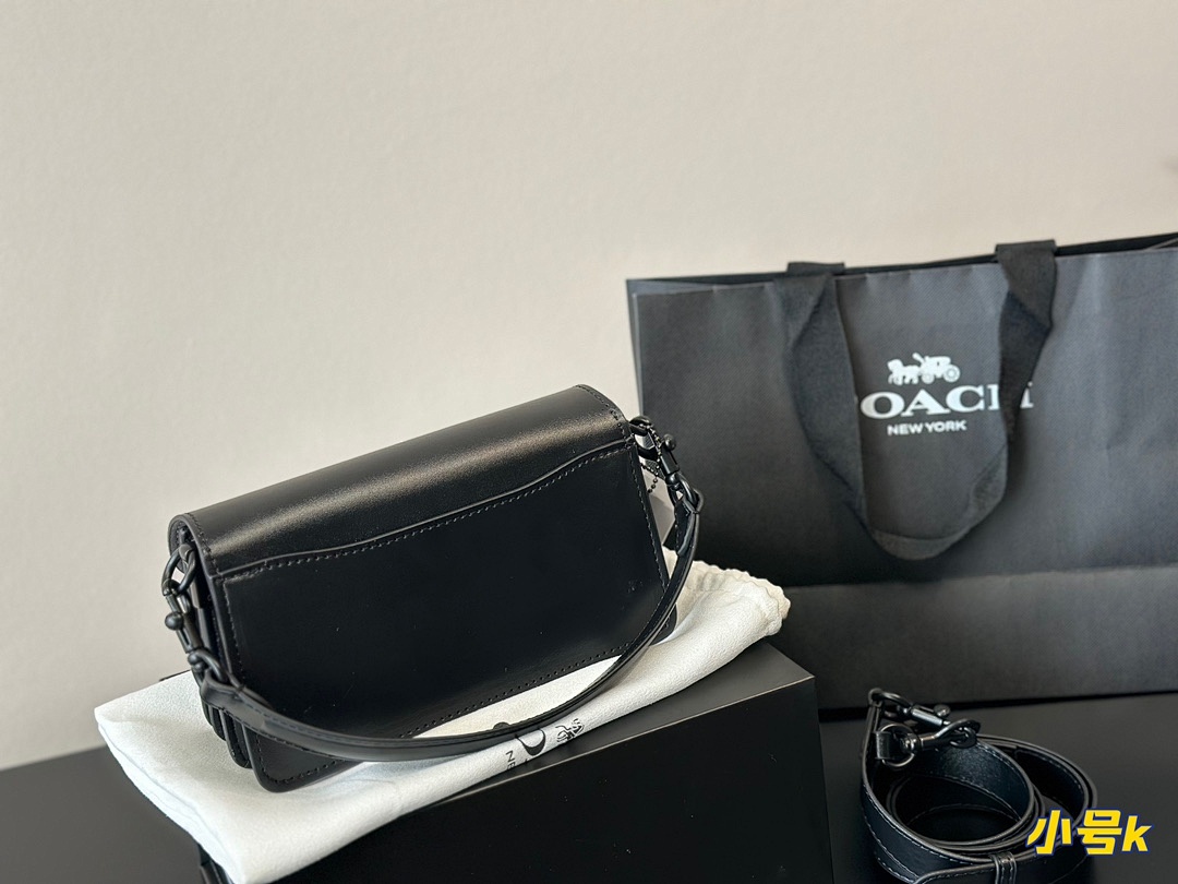 Coach Tabby Shoulder Bag 20 · 4455 — תמונה 9