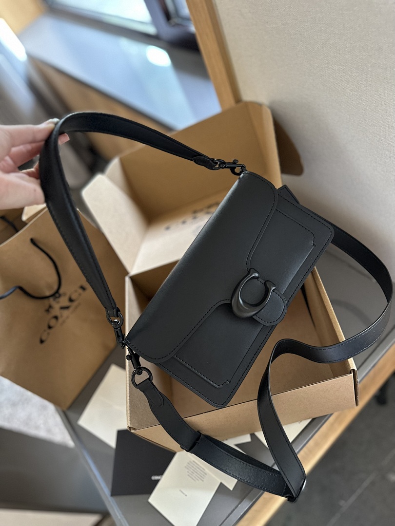 Coach Tabby Shoulder Bag 26 · 5015 — תמונה 11