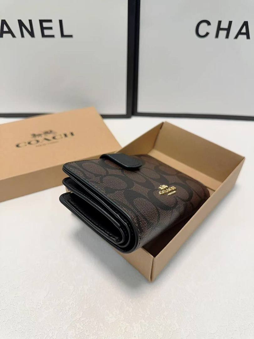 Coach Medium Corner Zip Wallet · 6066 — תמונה 7