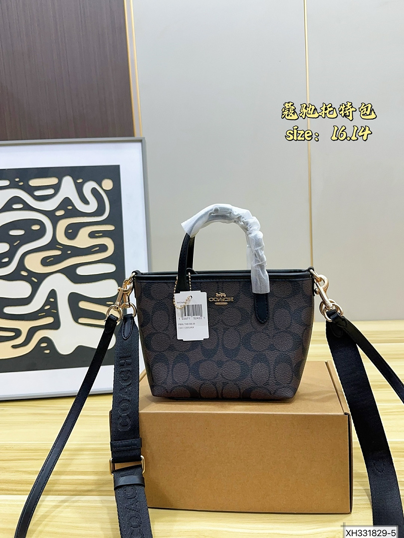 Coach City Mini Tote · 6390 — תמונה 11