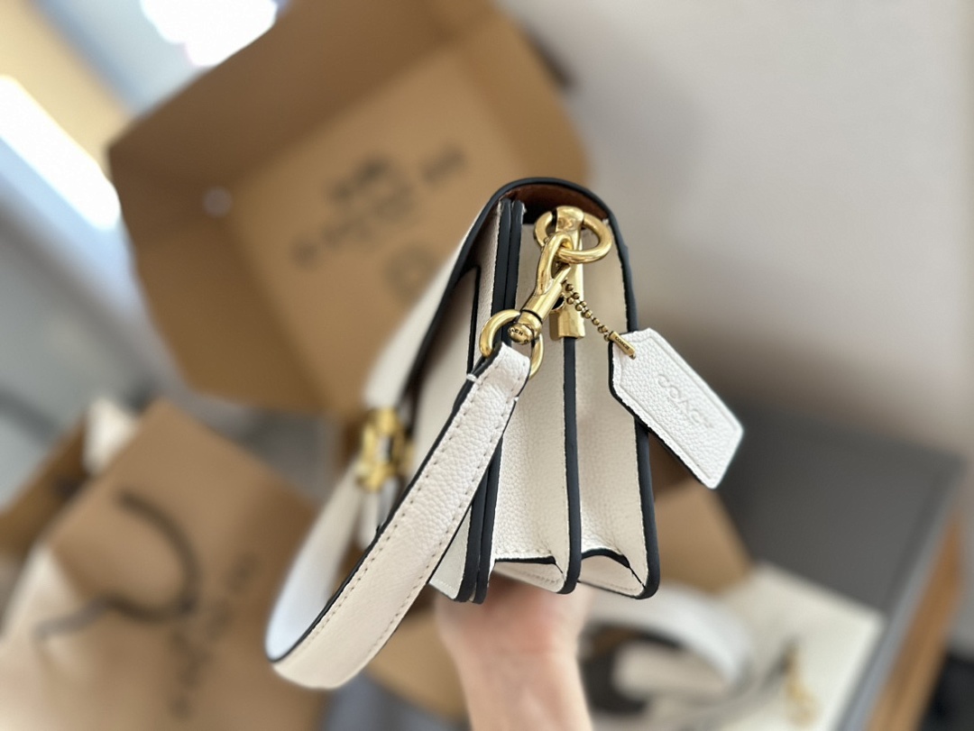 Coach Tabby Shoulder Bag 26 · 5015 — תמונה 19