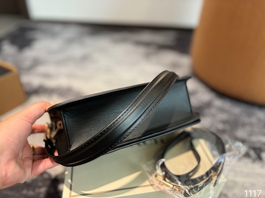 Coach Mini Brynn Crossbody · 5030 — תמונה 9