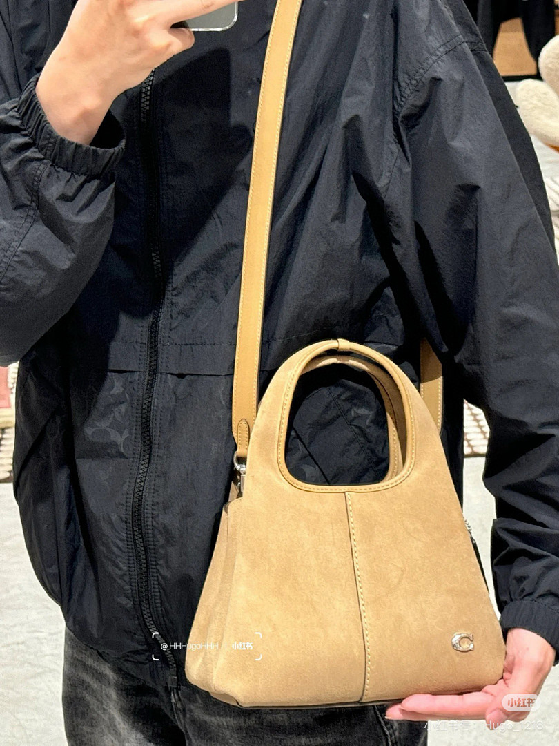 Coach Lana Shoulder Bag 23 · 5162 — תמונה 4