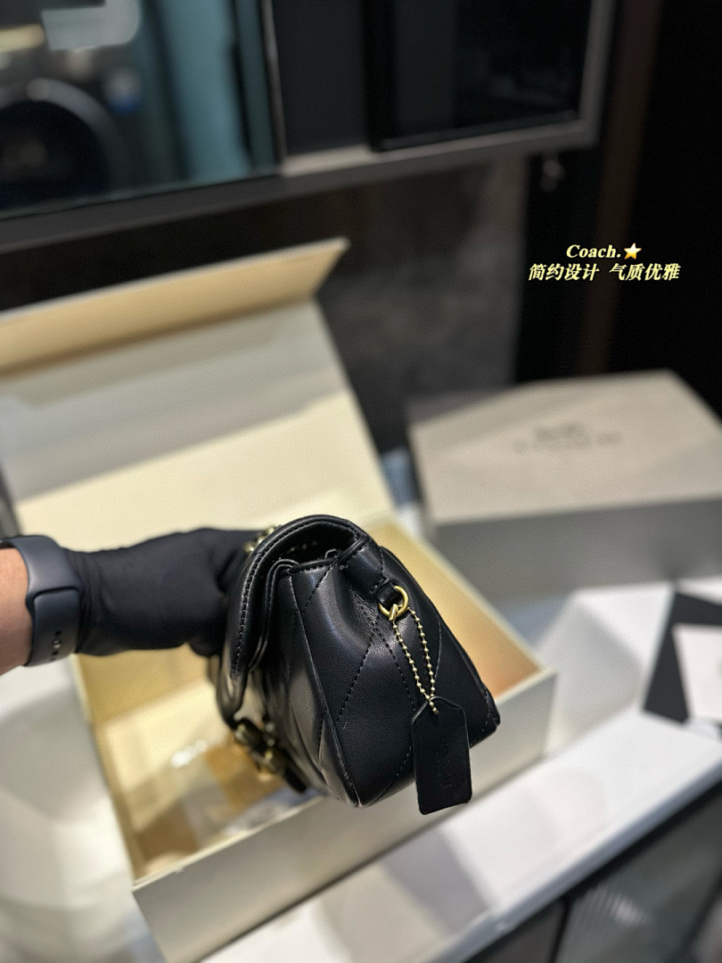 Coach Tabby Shoulder Bag · 5525 — תמונה 14