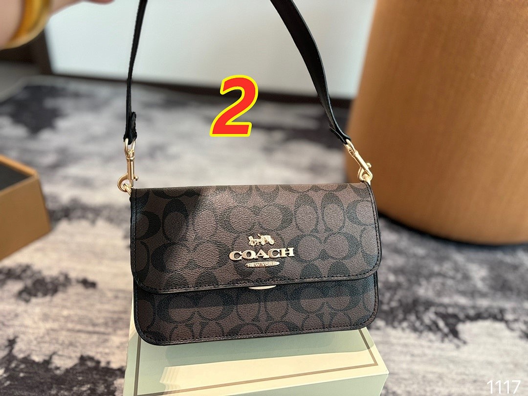 Coach Mini Brynn Crossbody · 5030 — תמונה 3