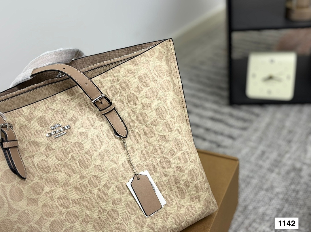 Coach Mollie Tote 25 · 5532 — תמונה 8