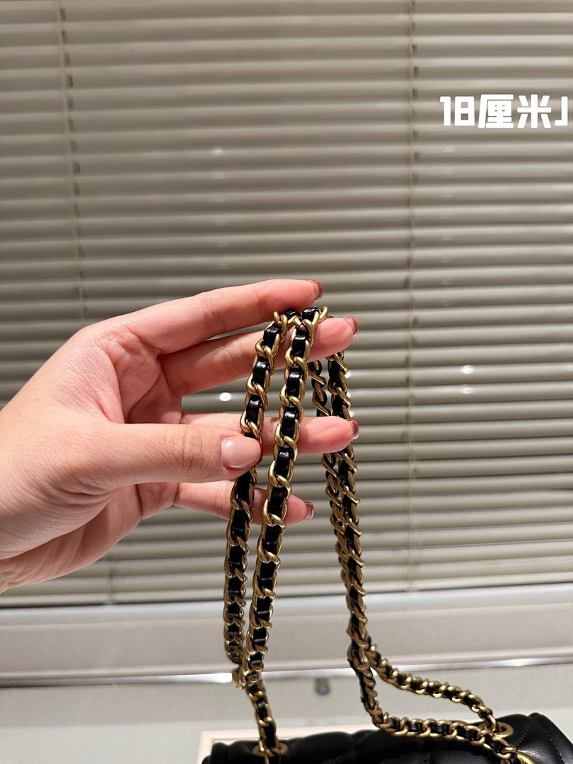 Coach Tabby Shoulder Bag 20 · 6143 — תמונה 8
