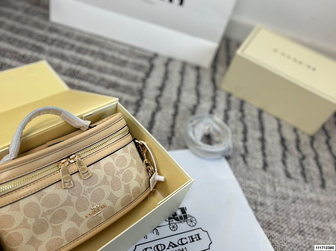 Coach Rainer Crossbody Bag 18 · 6086 — תמונה 18