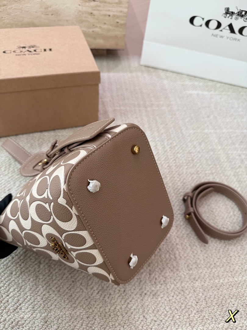 Coach Bleecker Bucket Bag · 6089 — תמונה 4