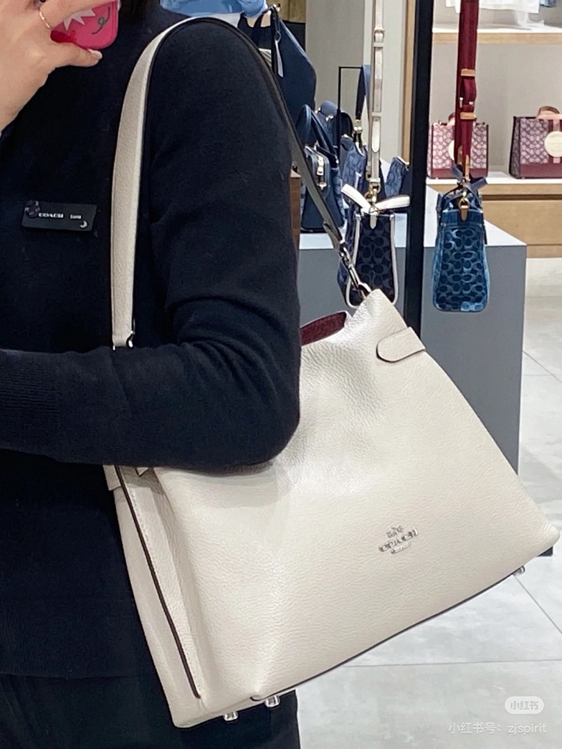 Coach Hanna Shoulder Bag · 4932 — תמונה 4