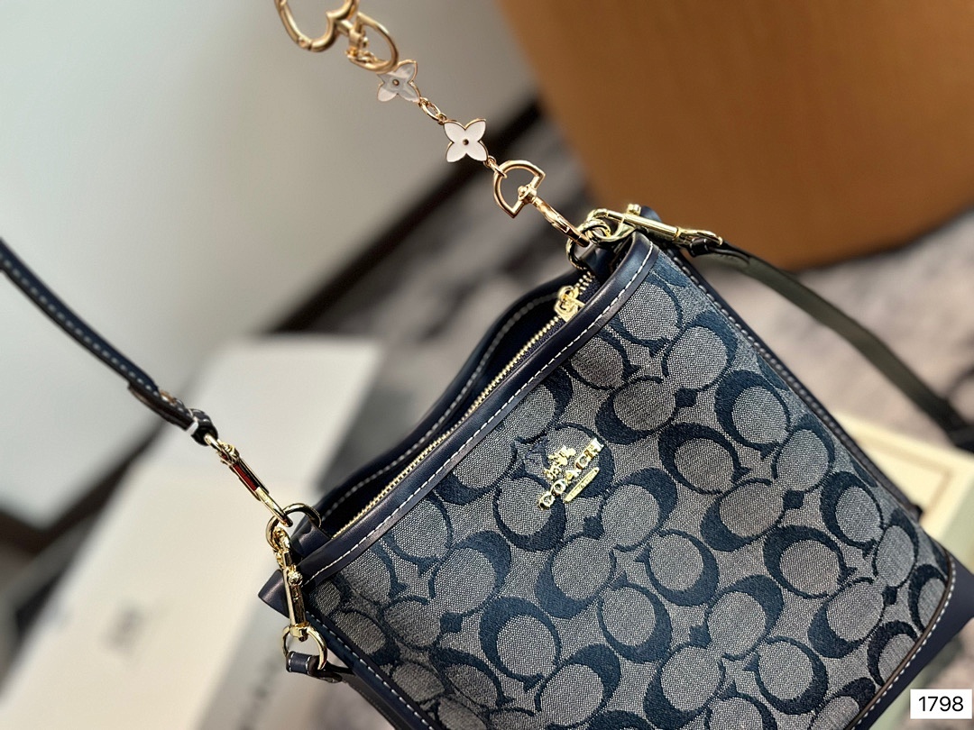 Coach Mollie Bucket Bag · 4927 — תמונה 21
