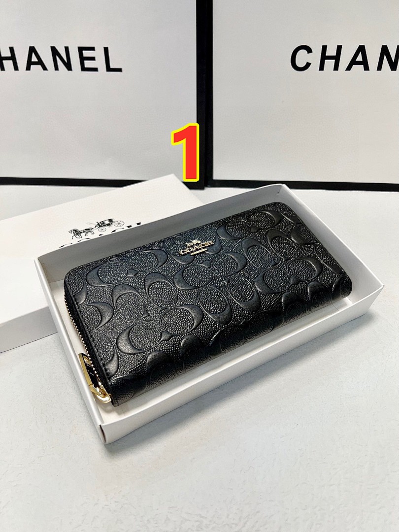 Coach Long Zip Around Wallet in · 5767