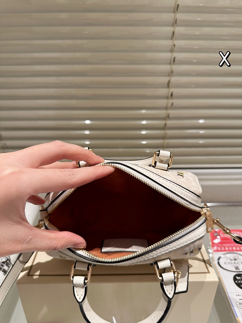 Coach Rowan Satchel · 6013 — תמונה 18