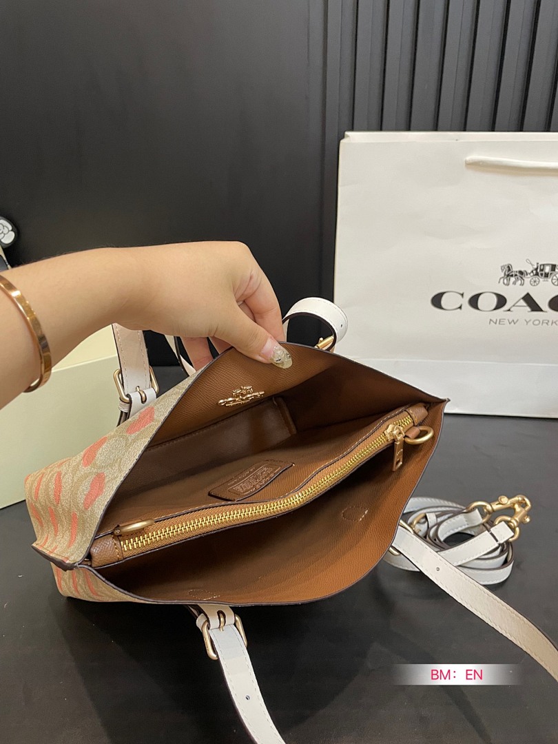 Coach Mollie Tote Bag 25 · 4931 — תמונה 18