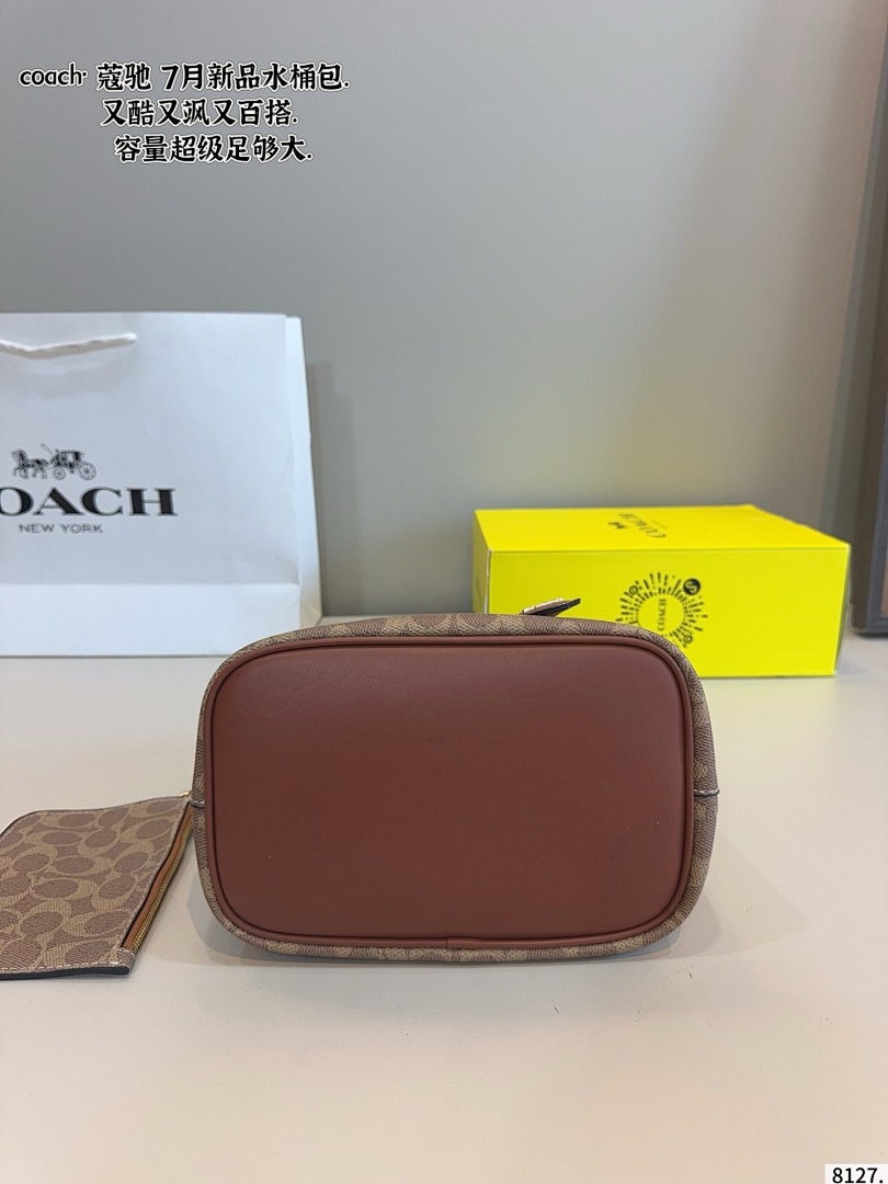 Coach Rowan Bucket Bag · 5527 — תמונה 9